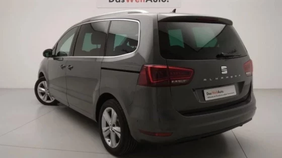 SEAT Alhambra monovolumen de segunda mano, espacioso y cómodo, diseñado para la familia